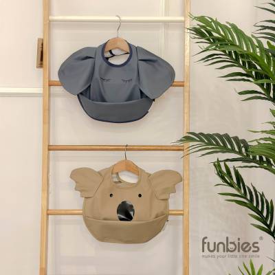 Funbies Snuggle Baby Bibs (2 pack)